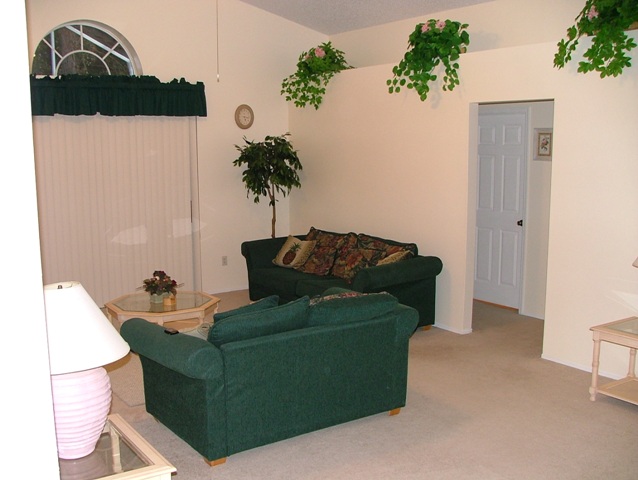 Family Room - Lounge